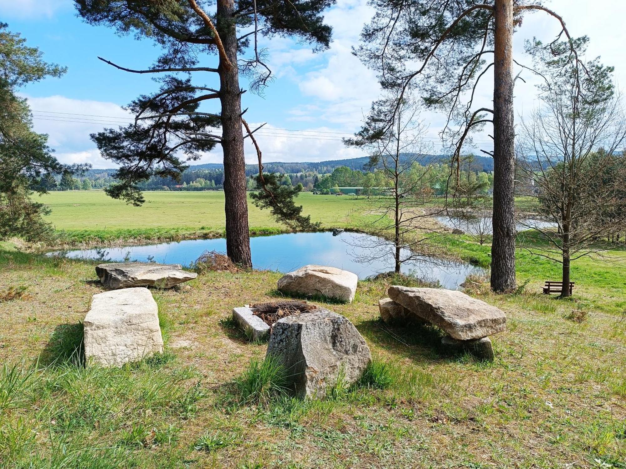 Villa Klidna Lokalita Na Kraji Lesa, Cely Dum S Uschovnu Kol Nová Bystřice Exterior foto